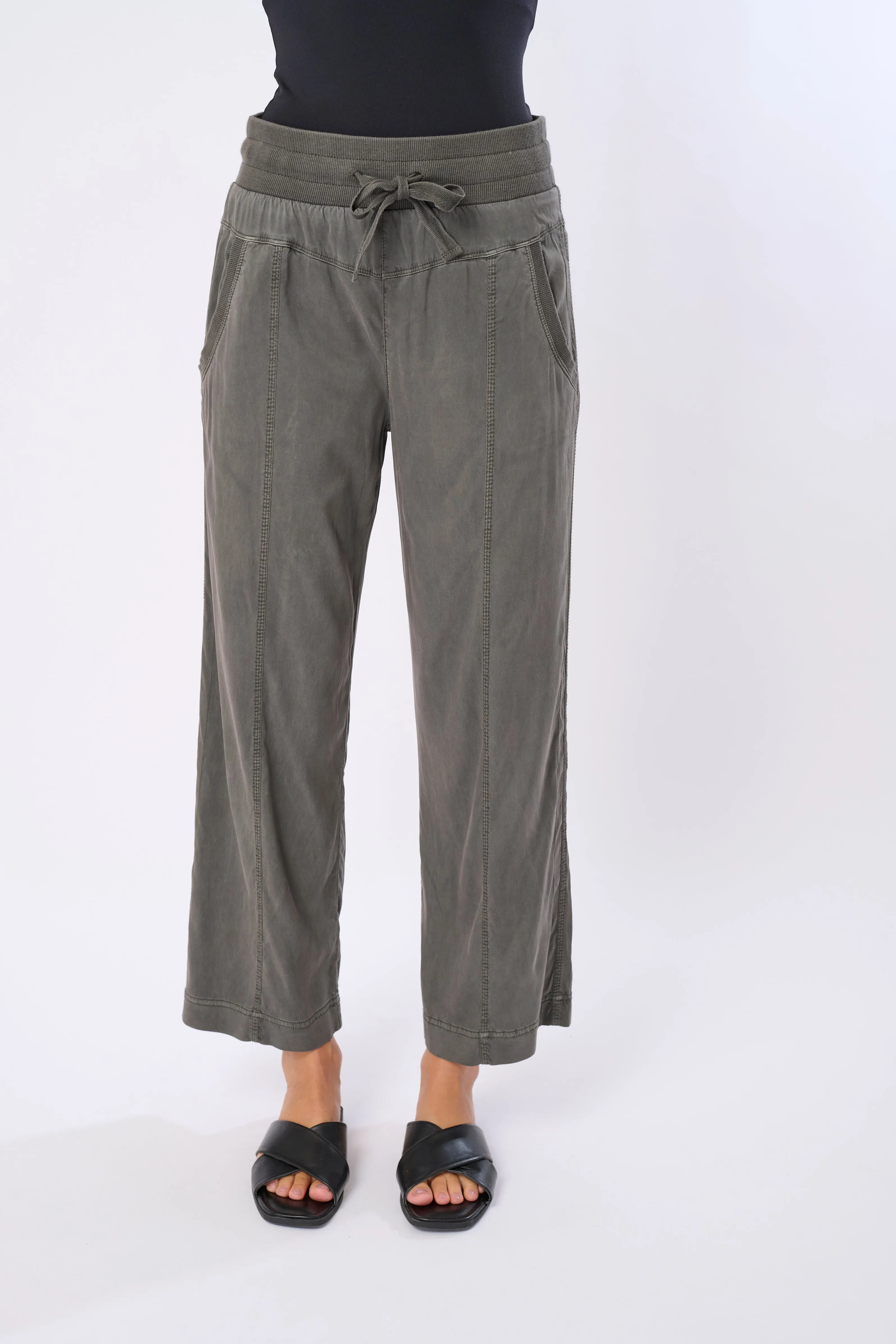 Natia Stretch Cupro Pant