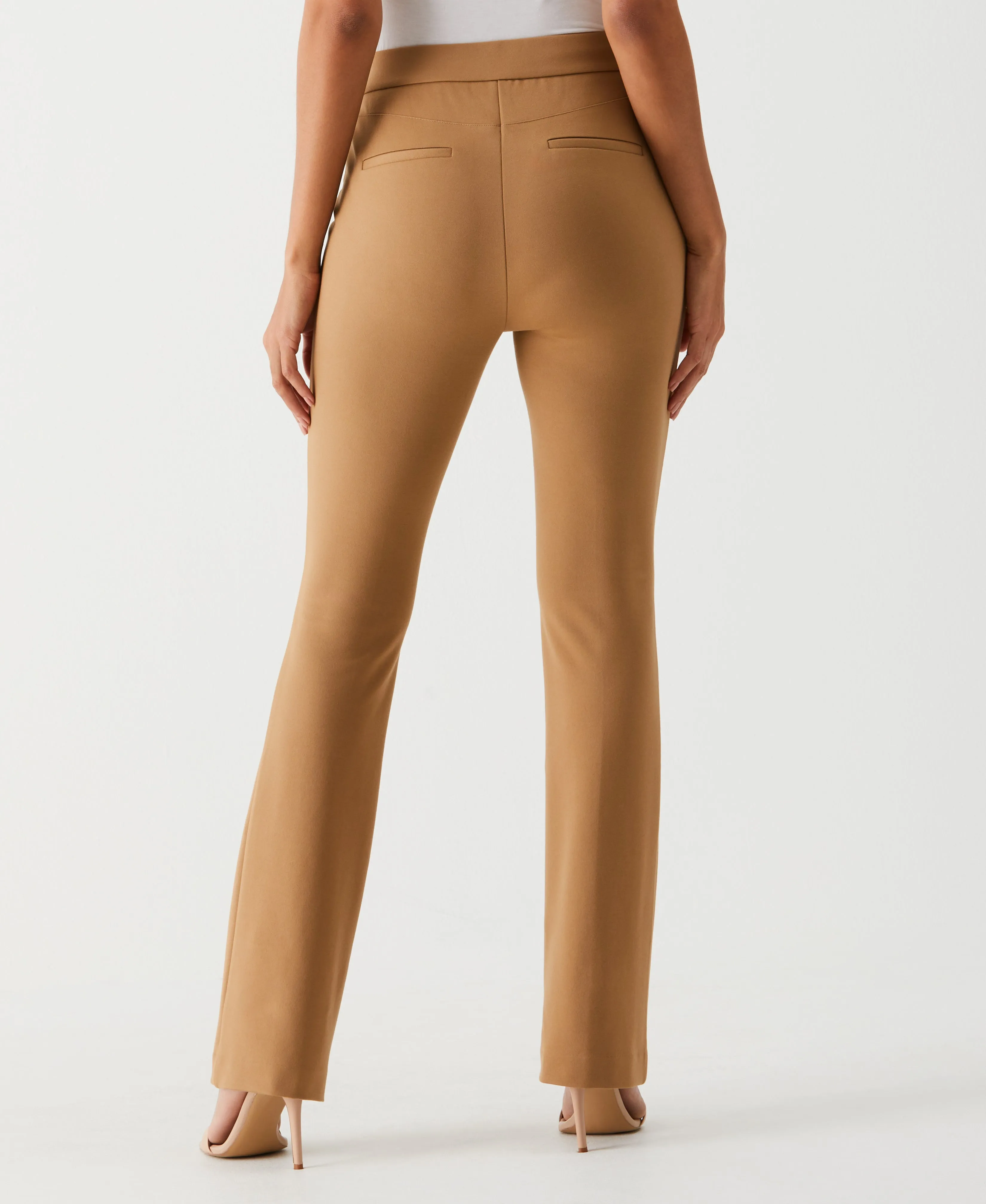 Petite Boot Cut Pull-On Pant