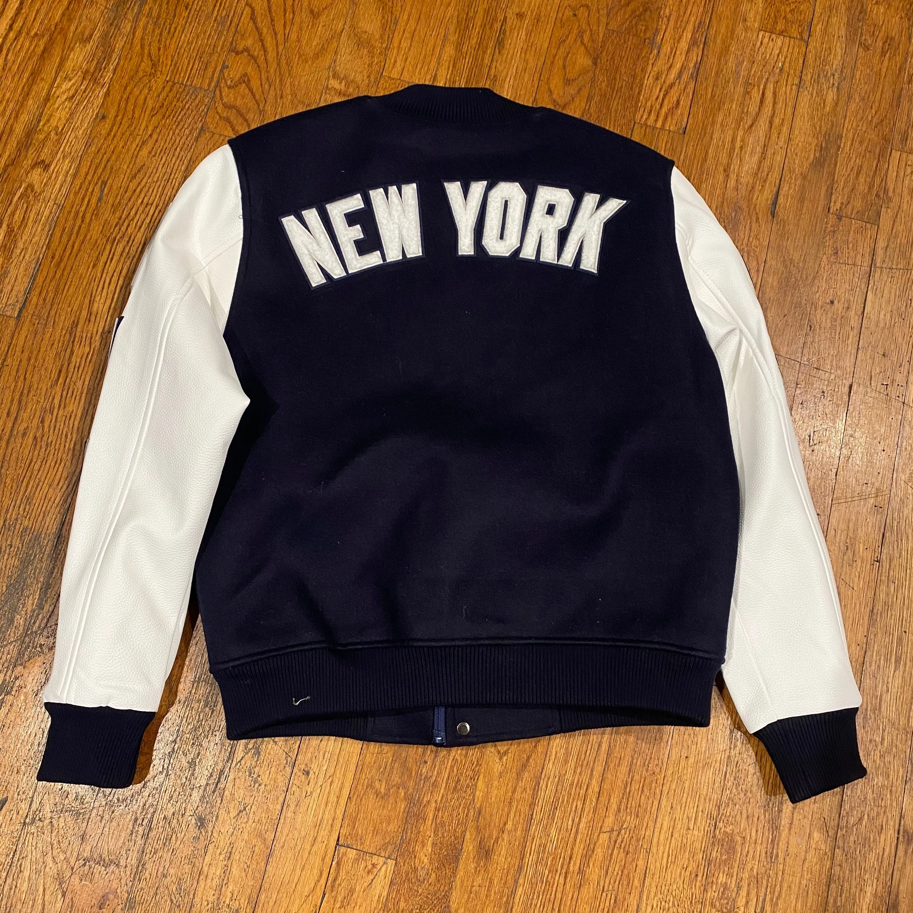 Pro Standard LUXURY ATHLETIC COLLECTION JACKET NEW YORK YANKEES  Men’s-NAVY/WHITE