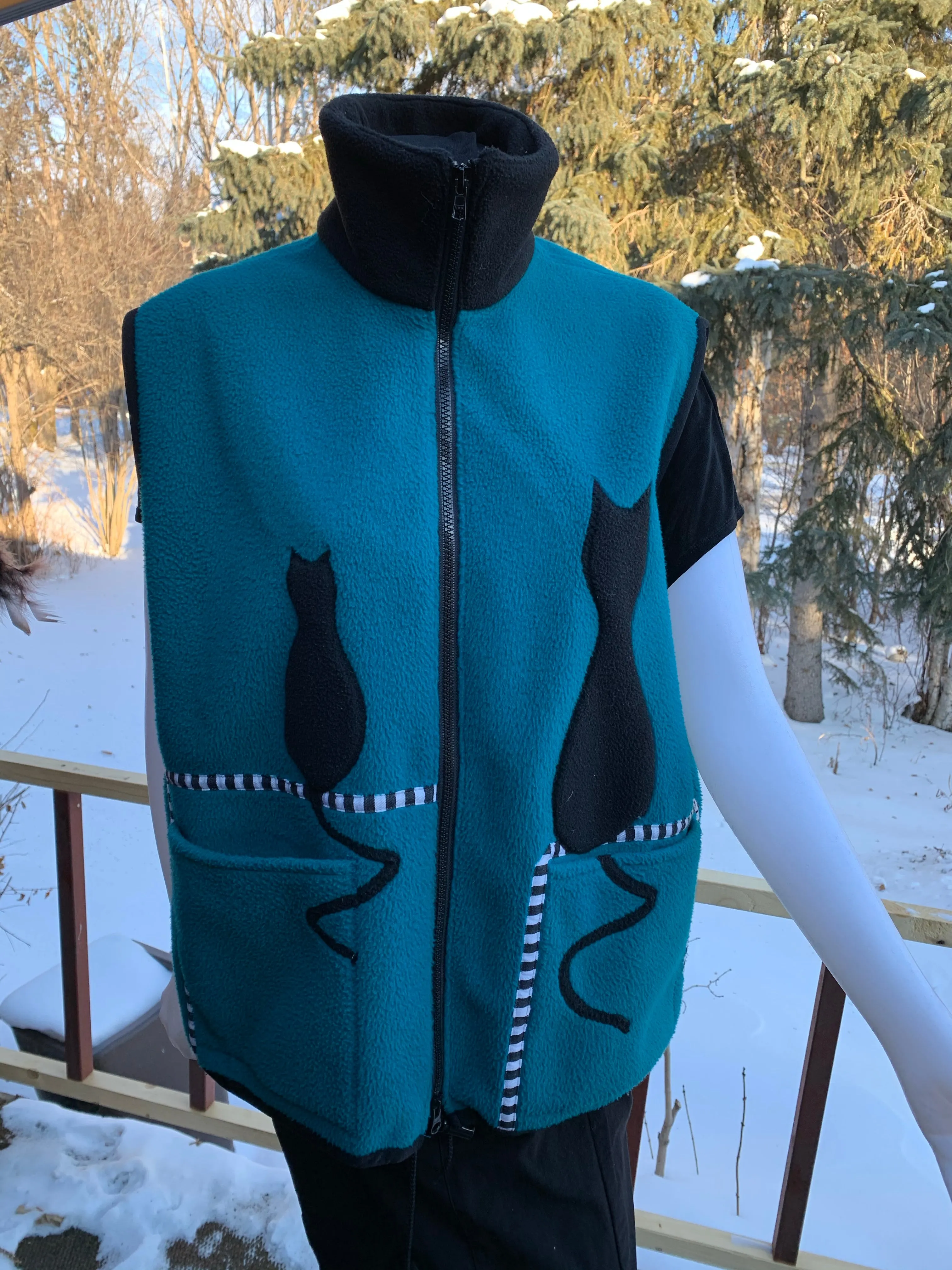 SOLD Sitting Cats Fleece Vest Jade